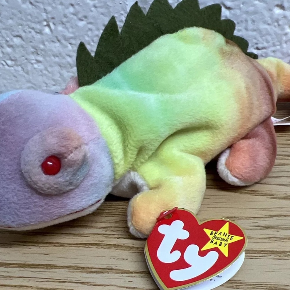 Iggy the rare beanie babies from the 90’s